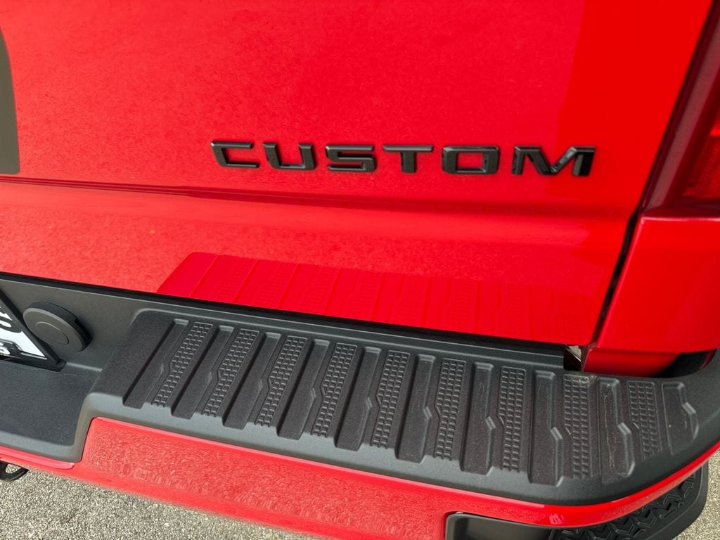 2024 Chevrolet Silverado 1500 Custom - Photo 42