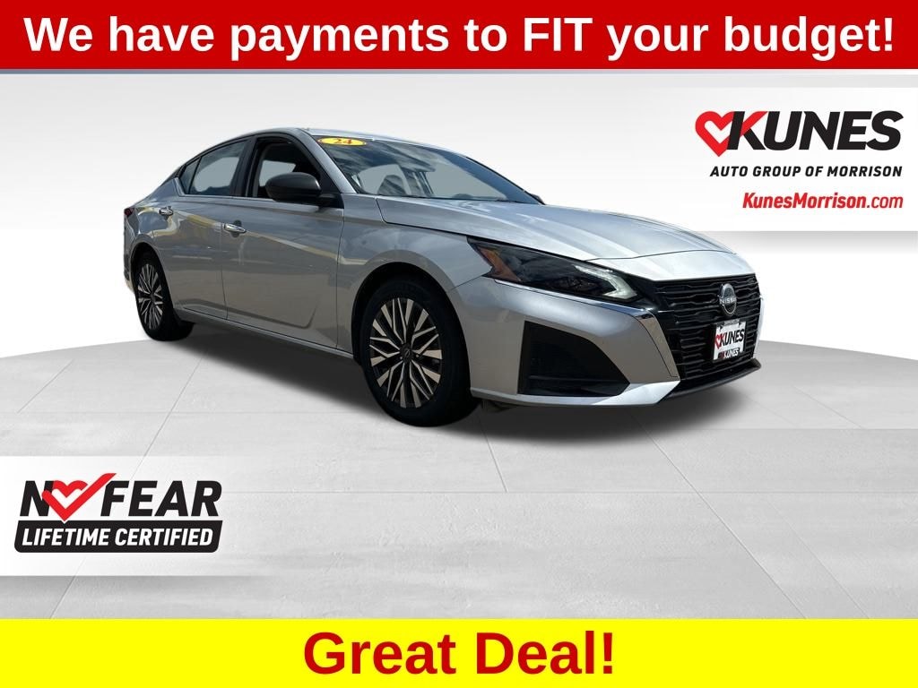 Used 2024 Nissan Altima 2.5 SV Sedan