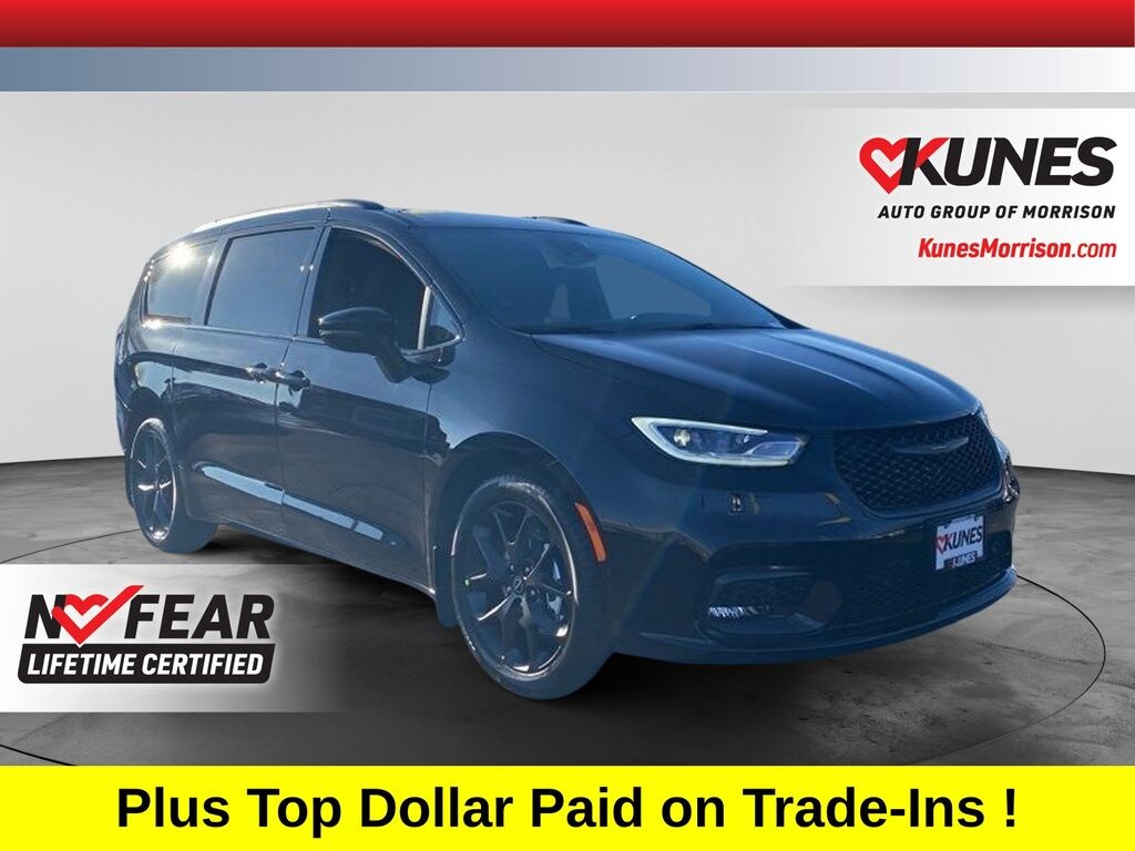 New 2026 Chrysler Pacifica Select Passenger Van