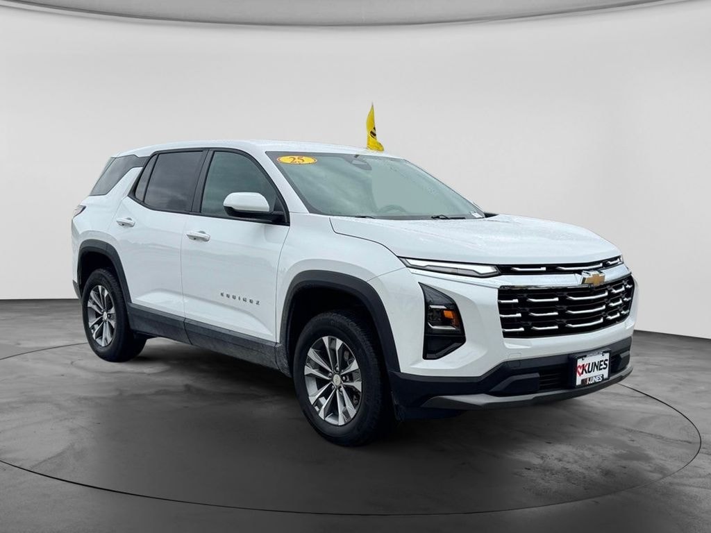 Used 2025 Chevrolet Equinox LT SUV