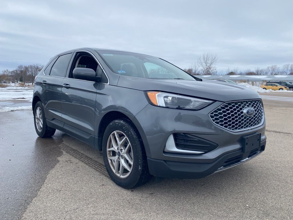 Used 2024 Ford Edge SEL SUV