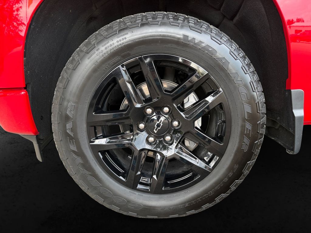 2024 Chevrolet Silverado 1500 Custom - Photo 12