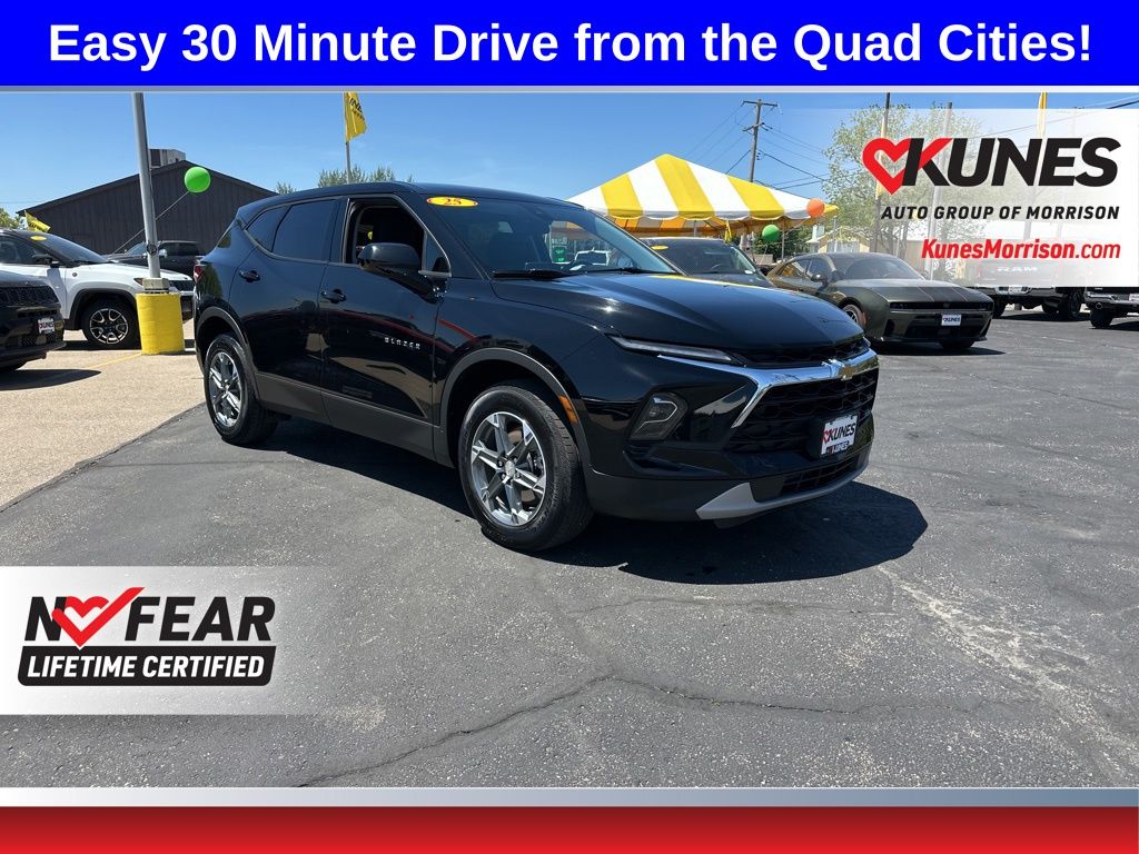 2025 Chevrolet Blazer 2.0T 2LT AWD's photo