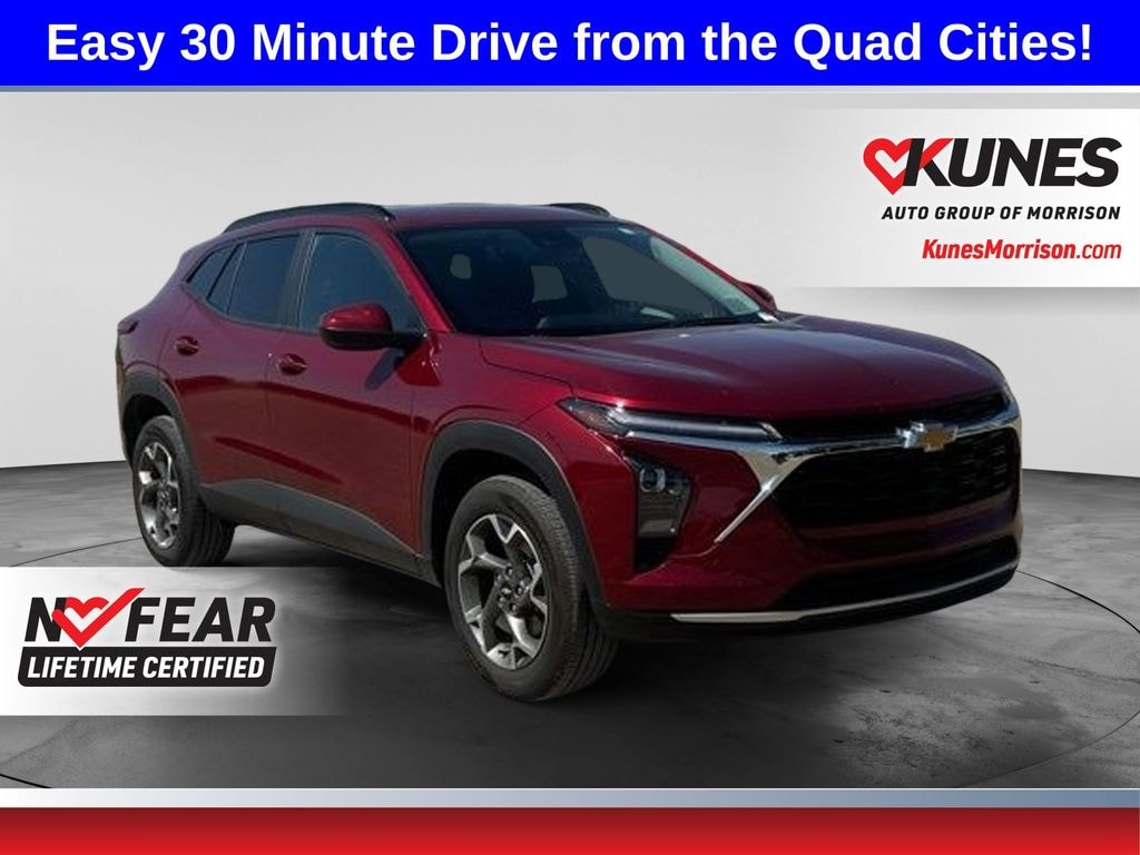 Used 2025 Chevrolet Trax LT SUV