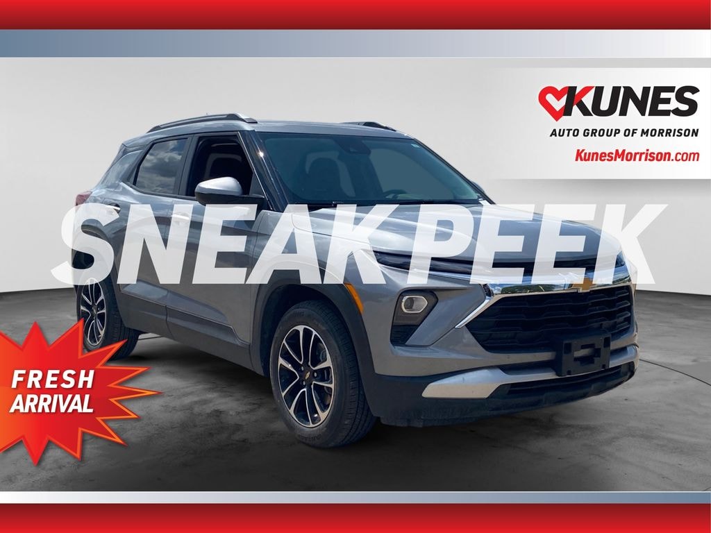Used 2025 Chevrolet Trailblazer LT SUV