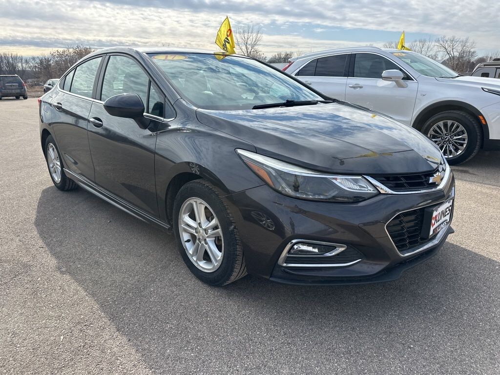 Used 2017 Chevrolet Cruze LT Sedan
