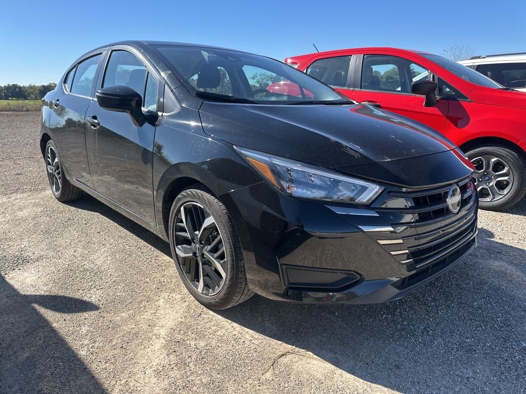 Used 2024 Nissan Versa 1.6 SR Sedan