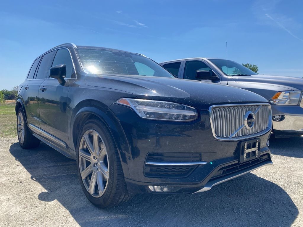 Used 2016 Volvo XC90 Inscription with VIN YV4A22PL2G1005101 for sale in Morrison, IL