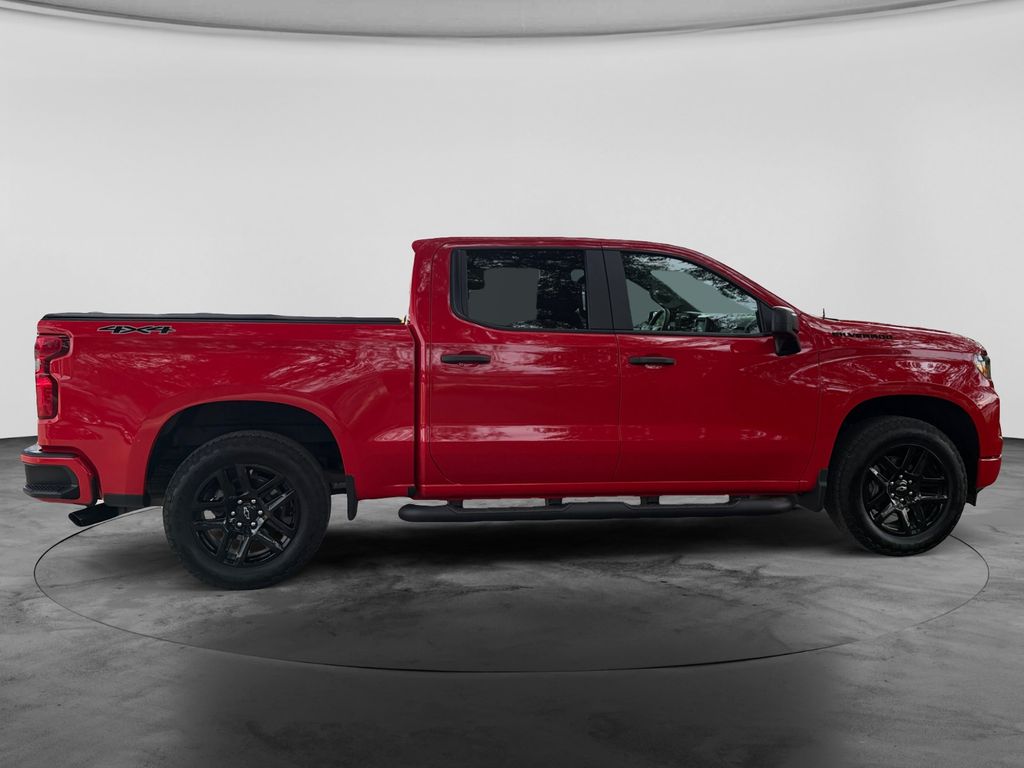 2024 Chevrolet Silverado 1500 Custom - Photo 10