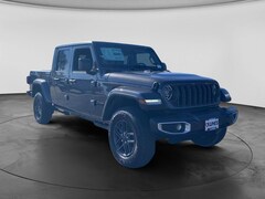 2026 Jeep Gladiator Sport S Pickup