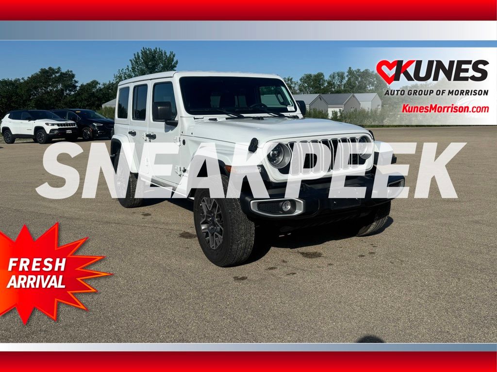 2025 Jeep Wrangler Sahara's photo
