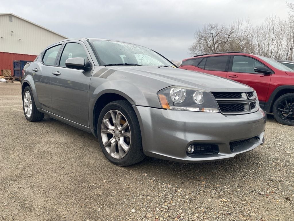 Used 2012 Dodge Avenger R/T with VIN 1C3CDZBG8CN121175 for sale in Morrison, IL
