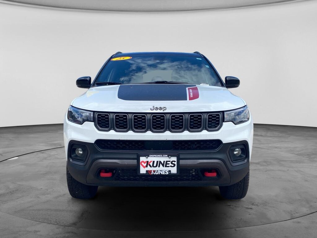 Used 2025 Jeep Compass Trailhawk SUV
