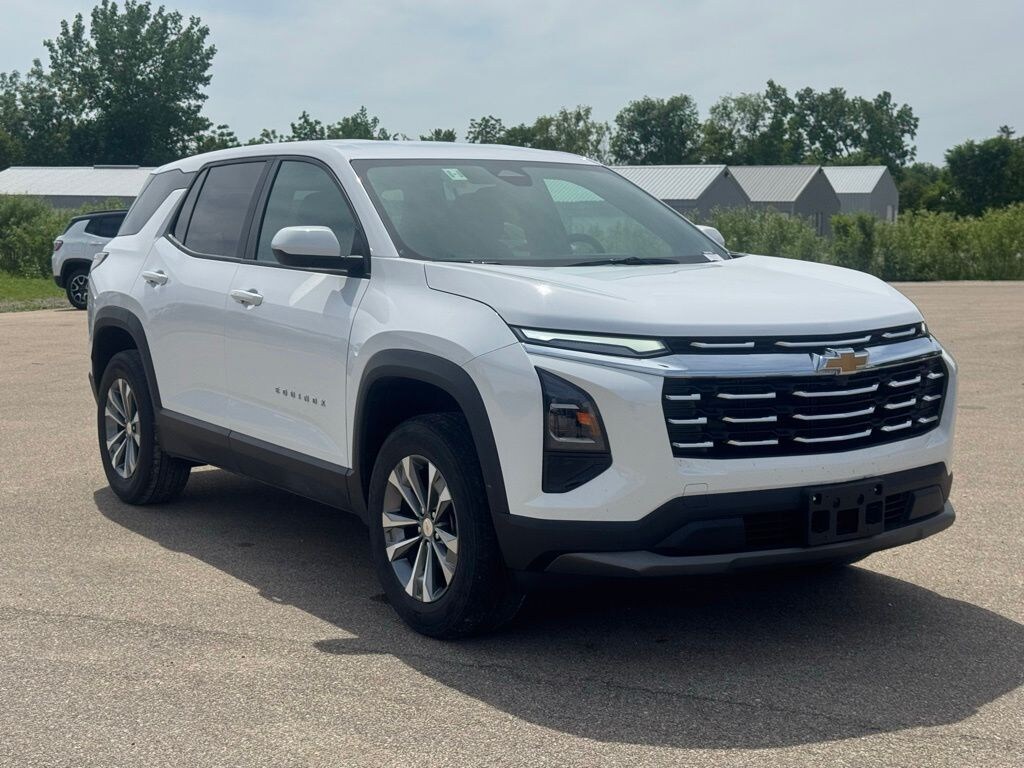 Used 2025 Chevrolet Equinox LT SUV