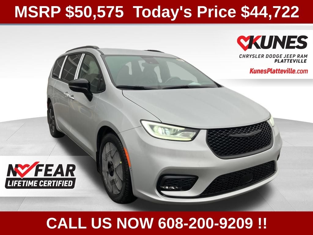 New 2026 Chrysler Pacifica Select Passenger Van