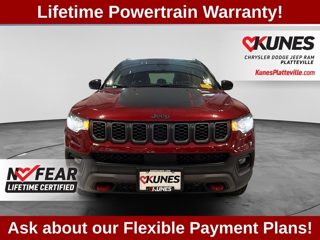 Used 2025 Jeep Compass Trailhawk SUV
