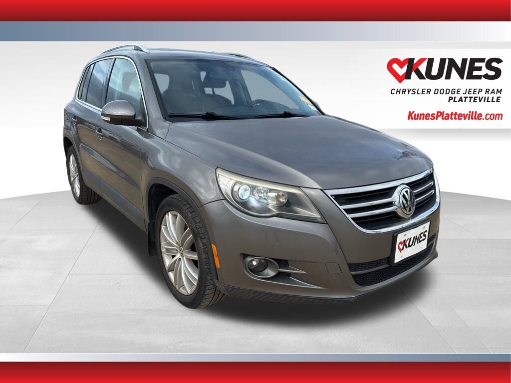 Used 2010 Volkswagen Tiguan SEL 4motion SUV