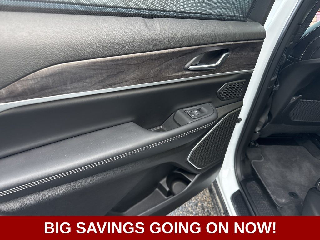 2025 Jeep Grand Cherokee L Limited - Photo 37