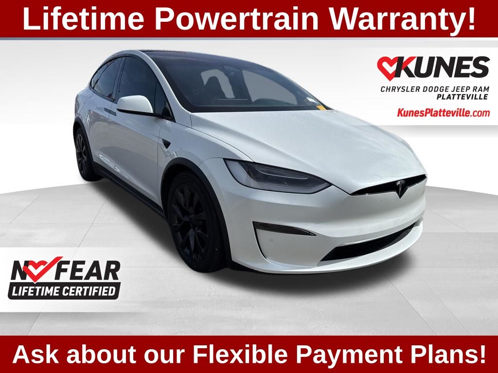 2022 Tesla Model X Long Range's photo