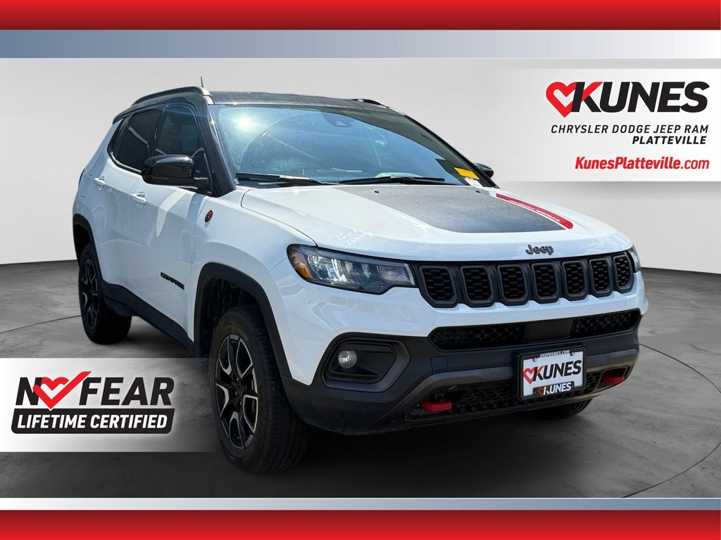 Used 2025 Jeep Compass Trailhawk SUV
