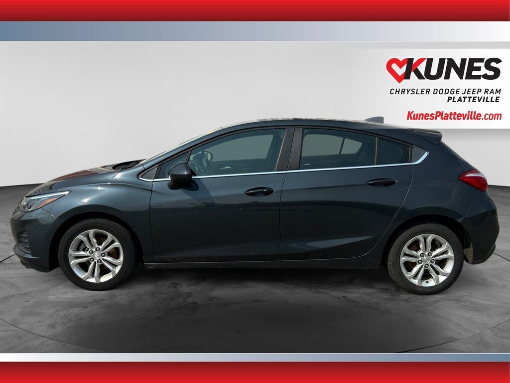 Used 2019 Chevrolet Cruze LT Hatchback