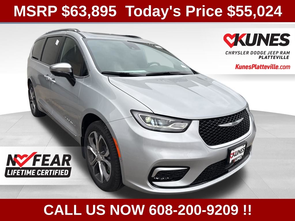 2026 Chrysler Pacifica Pinnacle AWD's photo