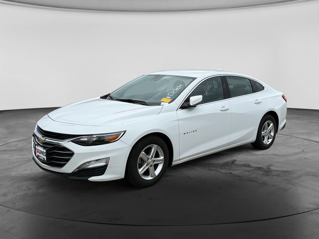 Used 2024 Chevrolet Malibu LT 1LT Sedan