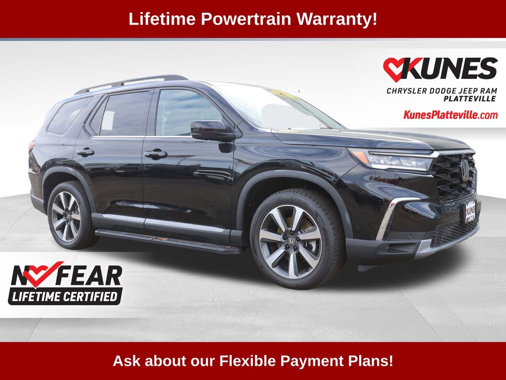 2023 Honda Pilot Elite's photo