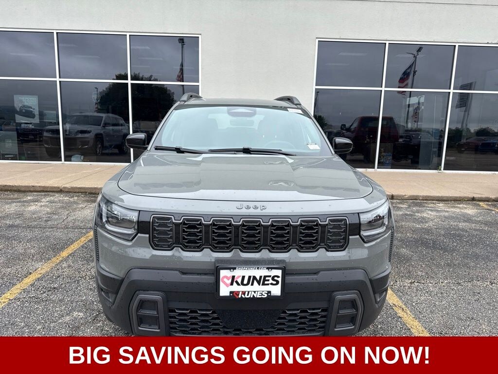 New 2026 Jeep Cherokee Laredo Sport Utility