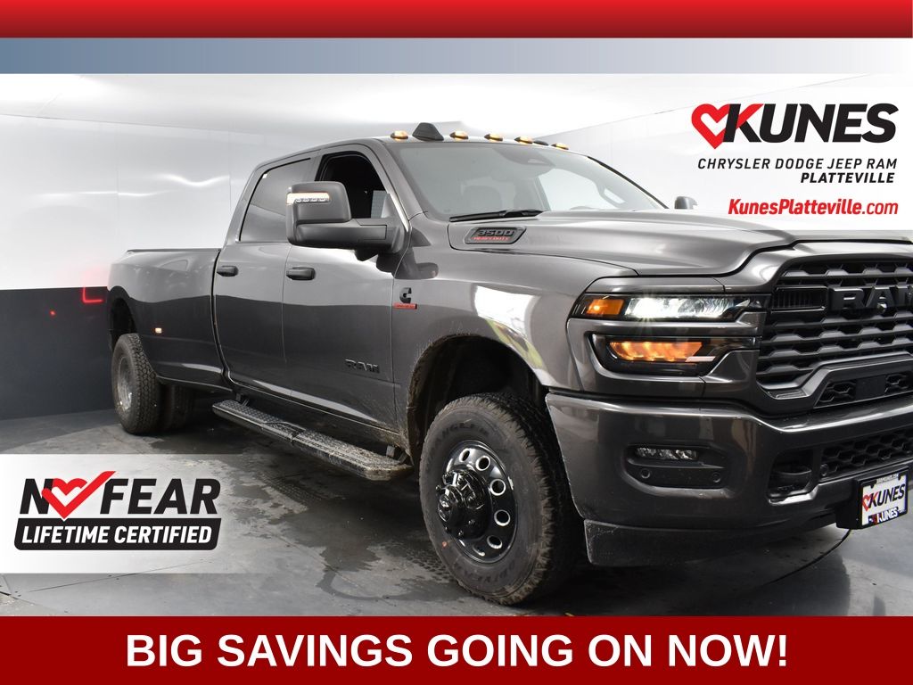 2025 Ram 3500 Big Horn photo 3