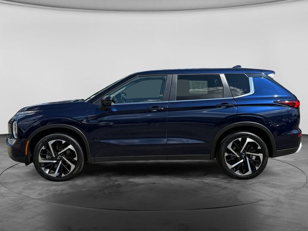 Used 2024 Mitsubishi Outlander SUV