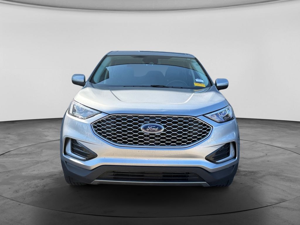 Used 2024 Ford Edge SEL SUV