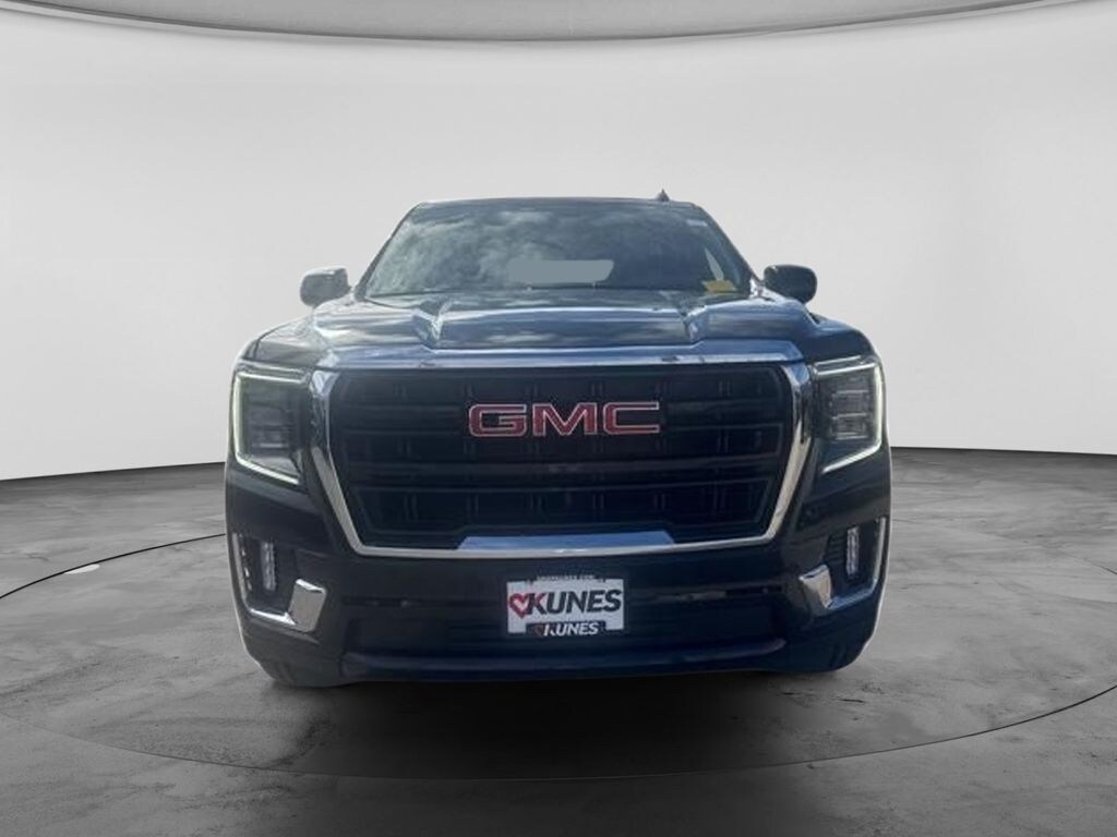 Used 2024 GMC Yukon SLE SUV