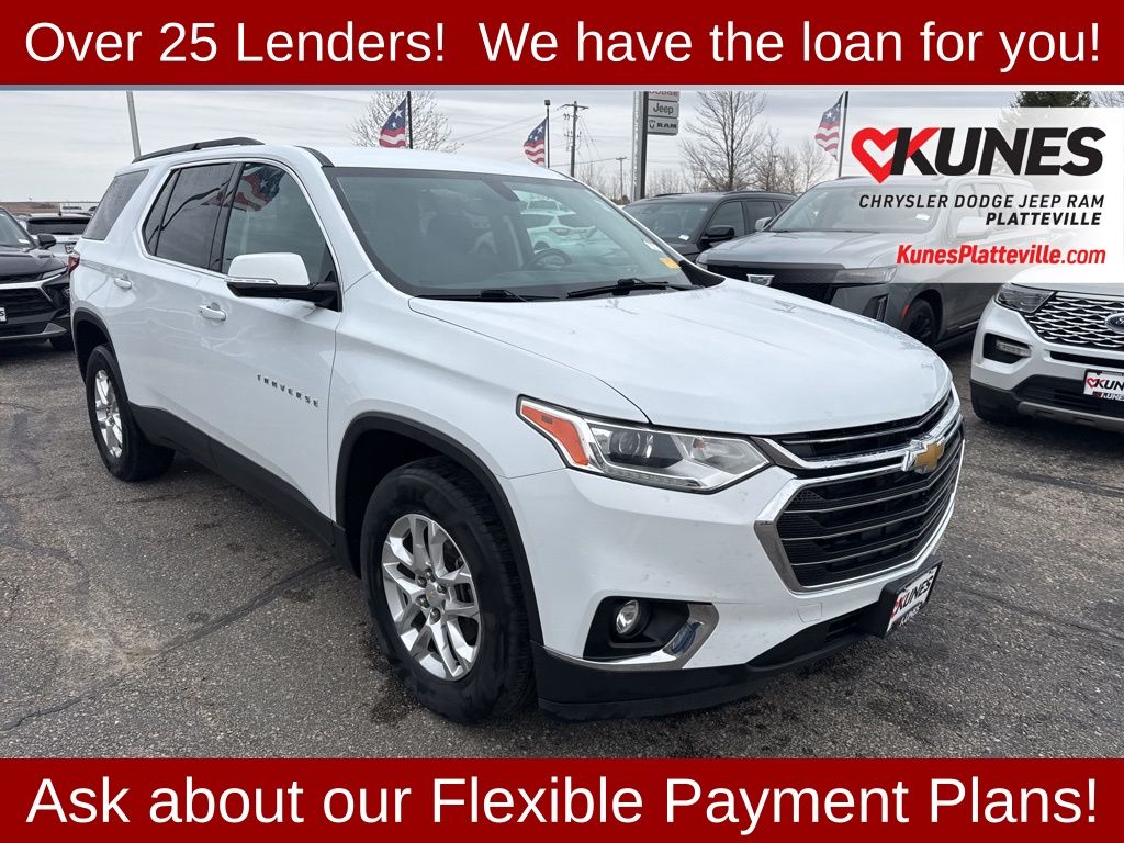Used 2019 Chevrolet Traverse 1LT with VIN 1GNEVGKW8KJ217883 for sale in Platteville, WI