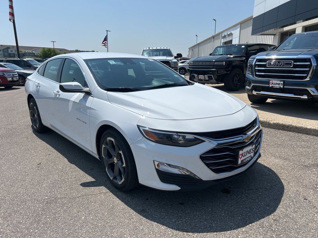 Used 2024 Chevrolet Malibu LT 1LT Sedan