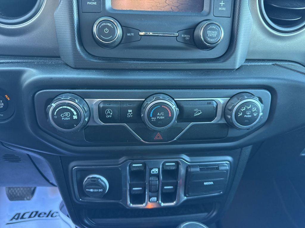 2020 Jeep Wrangler Unlimited Freedom - Photo 30