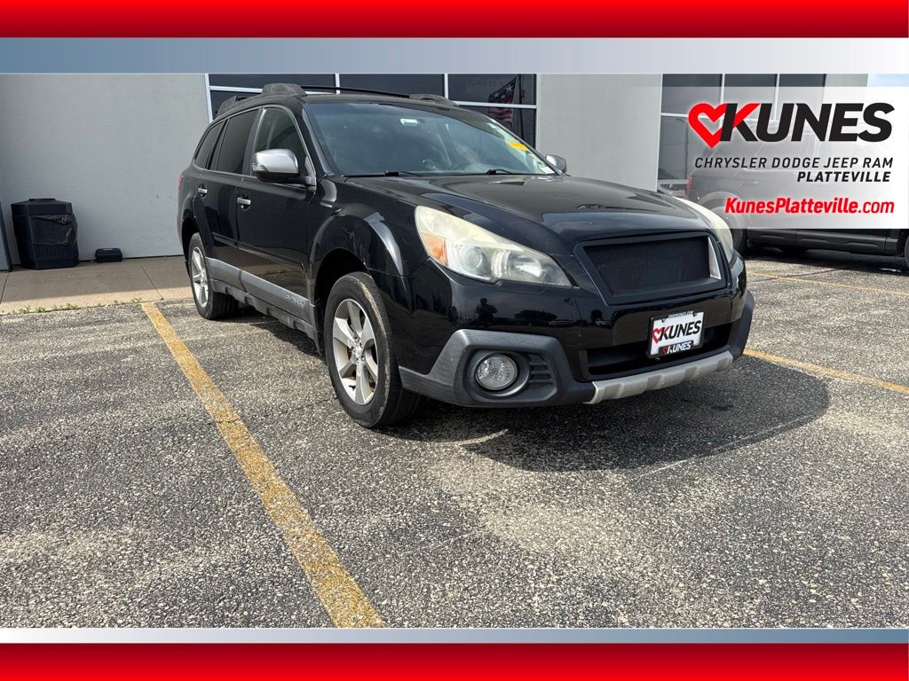 Used 2013 Subaru Outback Limited with VIN 4S4BRDSC7D2284634 for sale in Platteville, WI