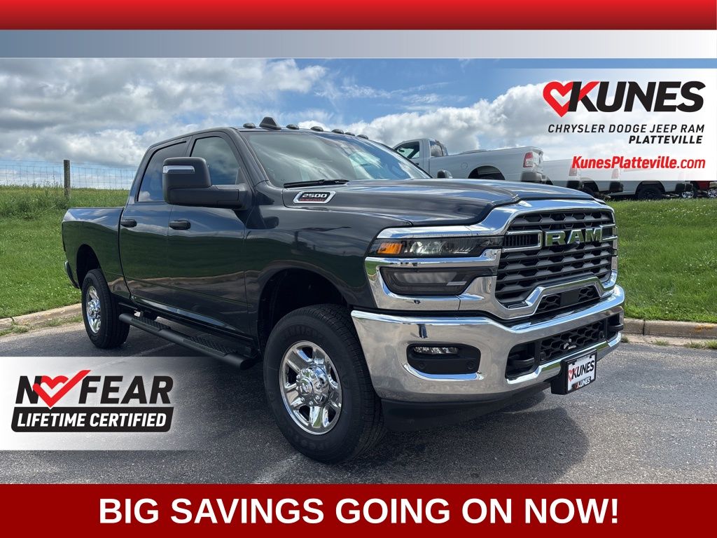 2025 Ram 2500 Tradesman photo 2