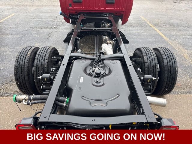2025 RAM 3500 Chassis Tradesman - Photo 9