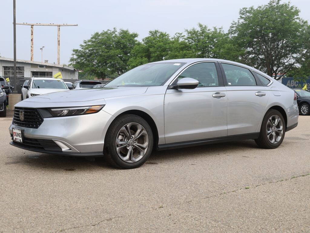Used 2024 Honda Accord EX Sedan