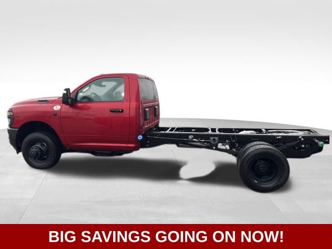 2025 RAM 3500 Chassis Tradesman - Photo 7