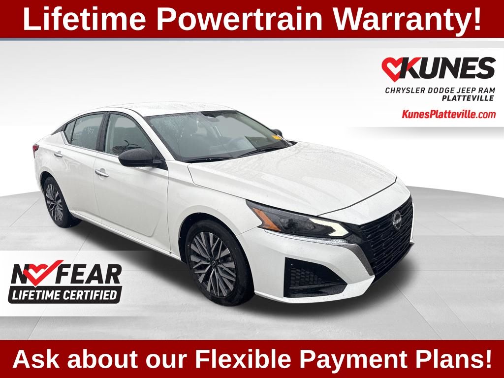 2025 Nissan Altima SV