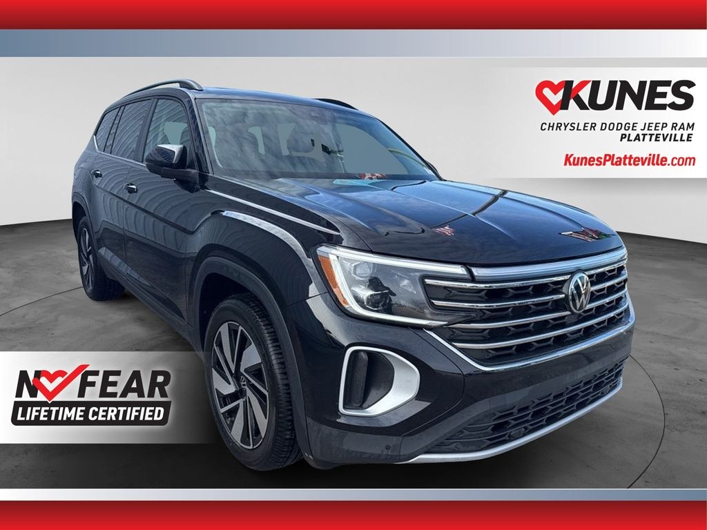 Used 2025 Volkswagen Atlas 2.0T SE w/Technology SUV