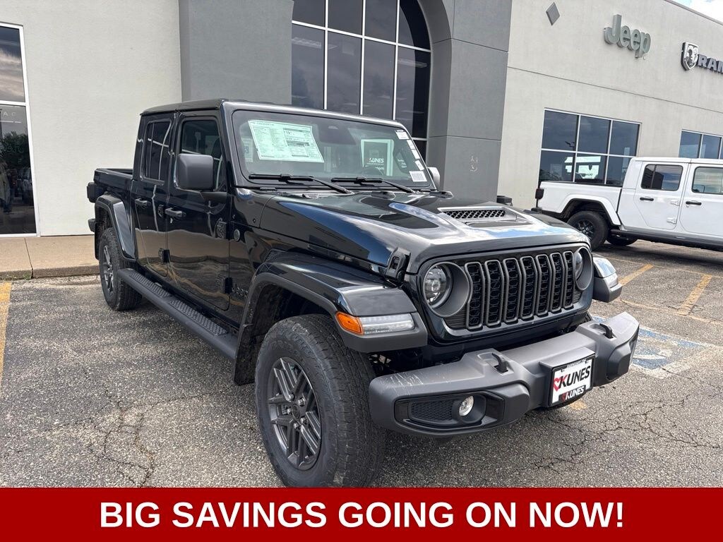 New 2026 Jeep Gladiator Sport S Pickup