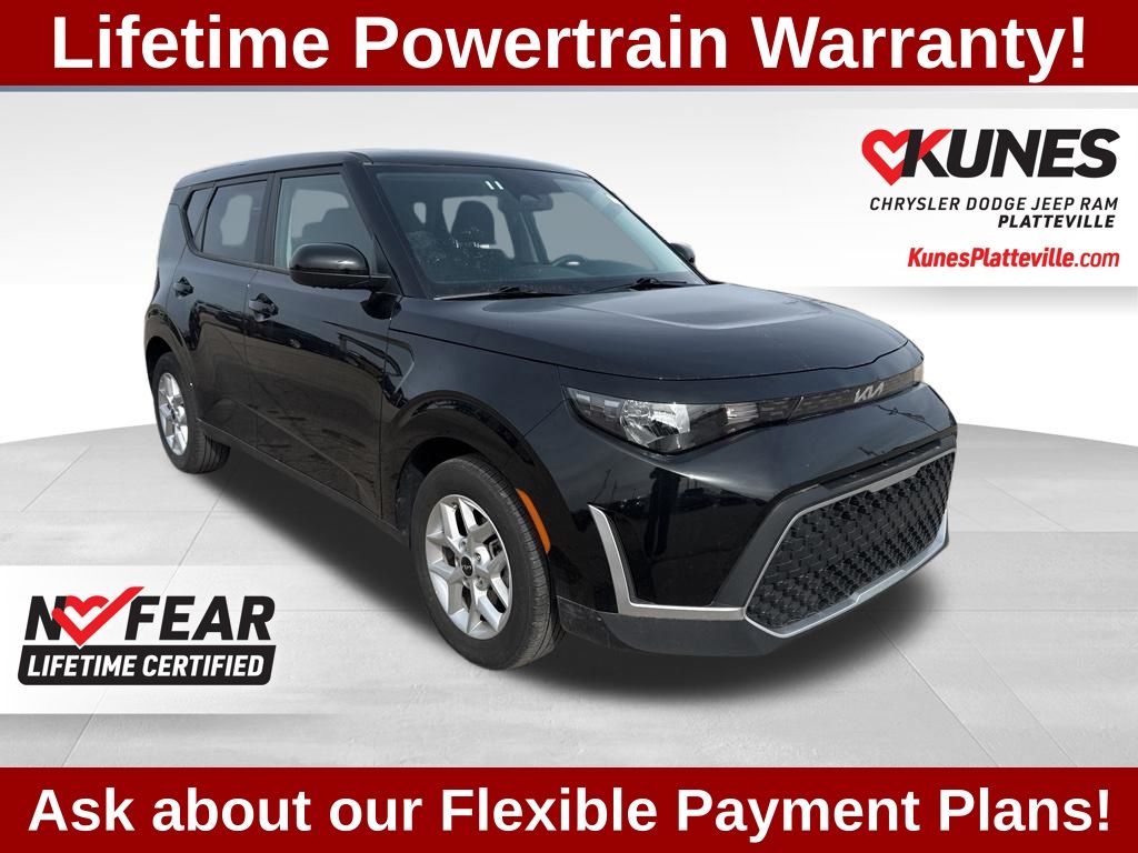 2025 Kia Soul 2.0L LX IVT's photo