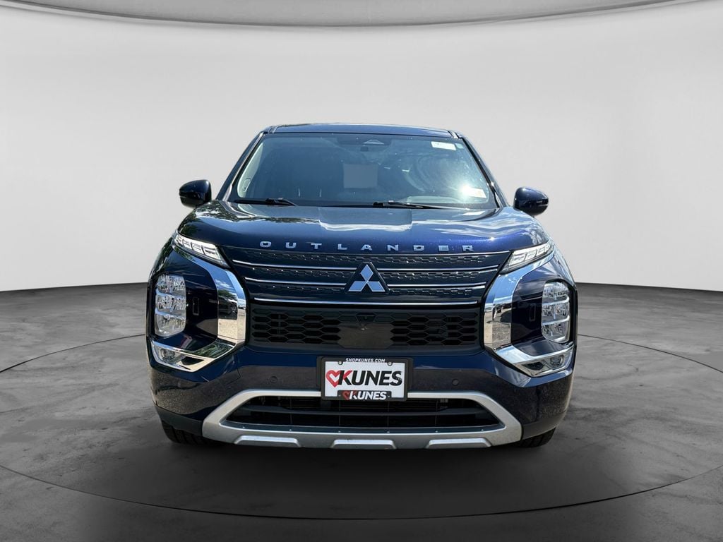 Used 2024 Mitsubishi Outlander SUV
