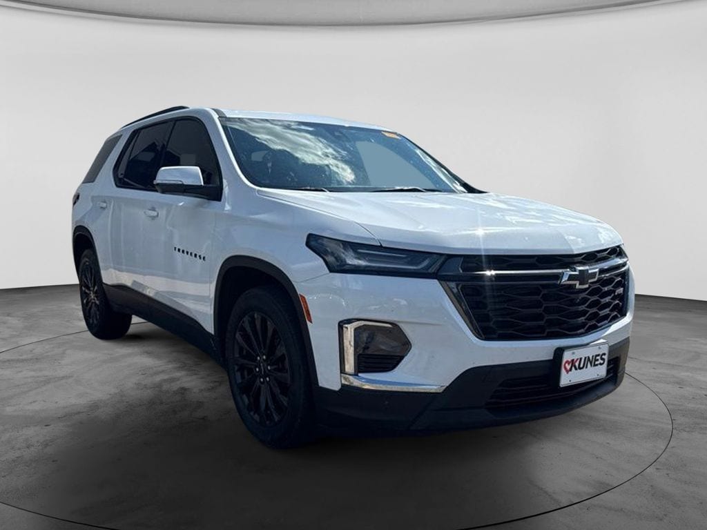 Used 2023 Chevrolet Traverse RS SUV