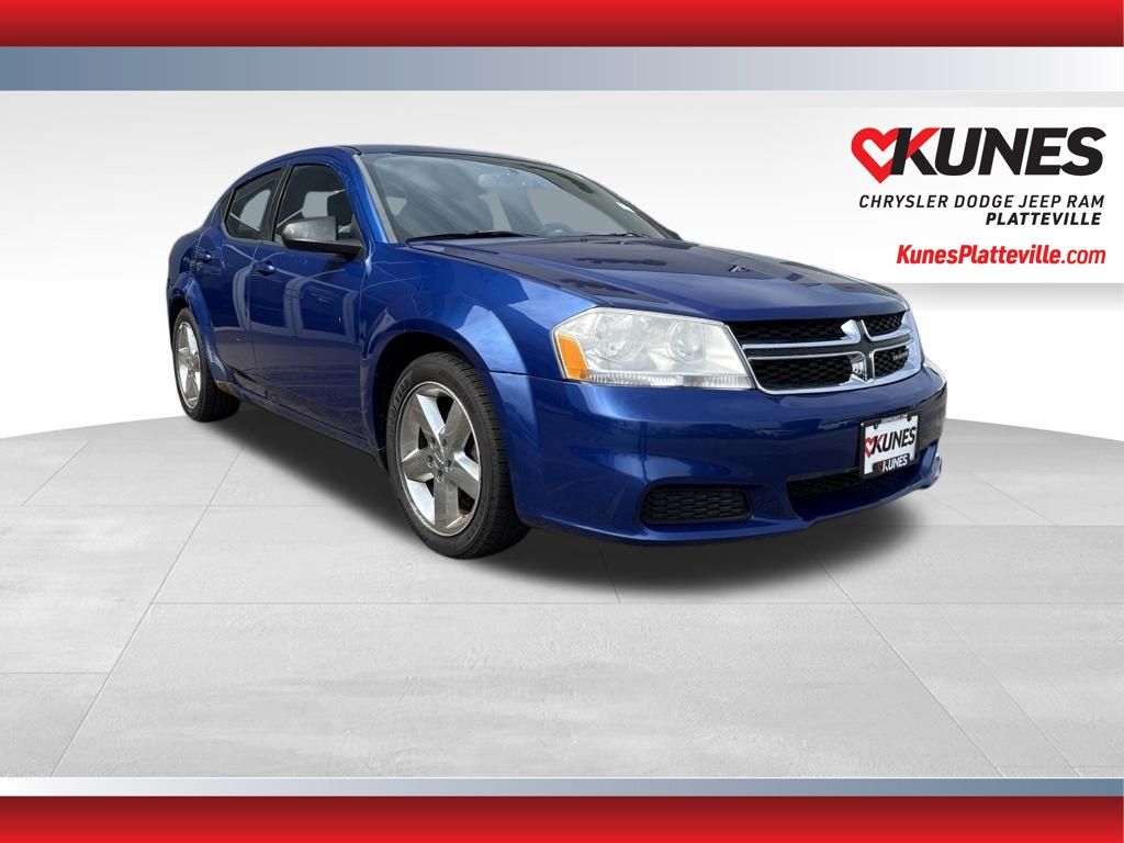 2014 Dodge Avenger SE's photo
