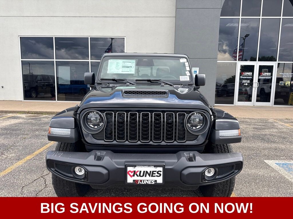 New 2026 Jeep Gladiator Sport S Pickup