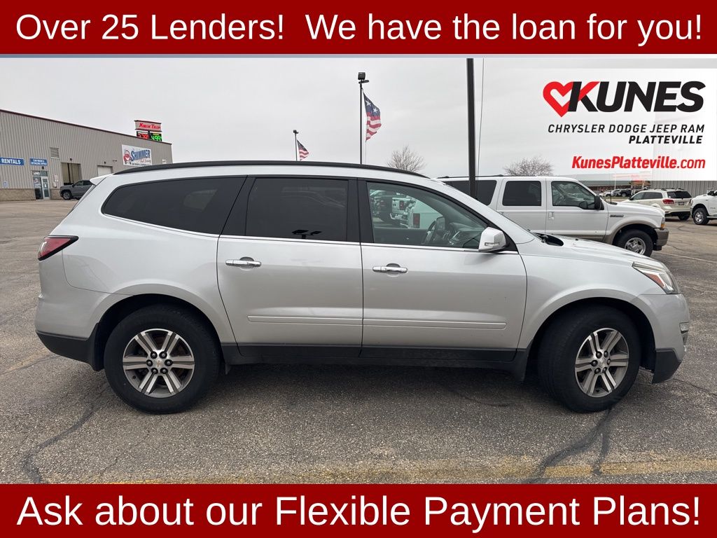 Used 2017 Chevrolet Traverse 2LT with VIN 1GNKVHKD3HJ206371 for sale in Platteville, WI